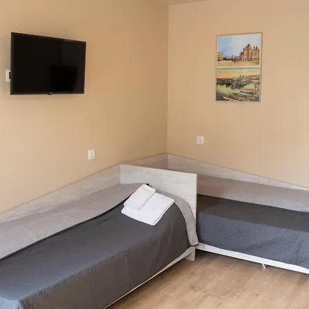 за гости изгрев Appartement *