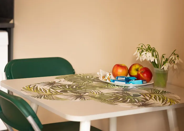 за гости изгрев Appartement Varna