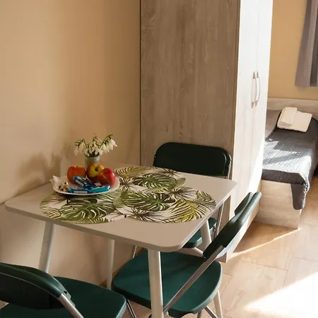 за гости изгрев Апартамент